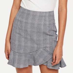 SHEIN Ruffle Hem Check Preppy Mini Skirt NWOT